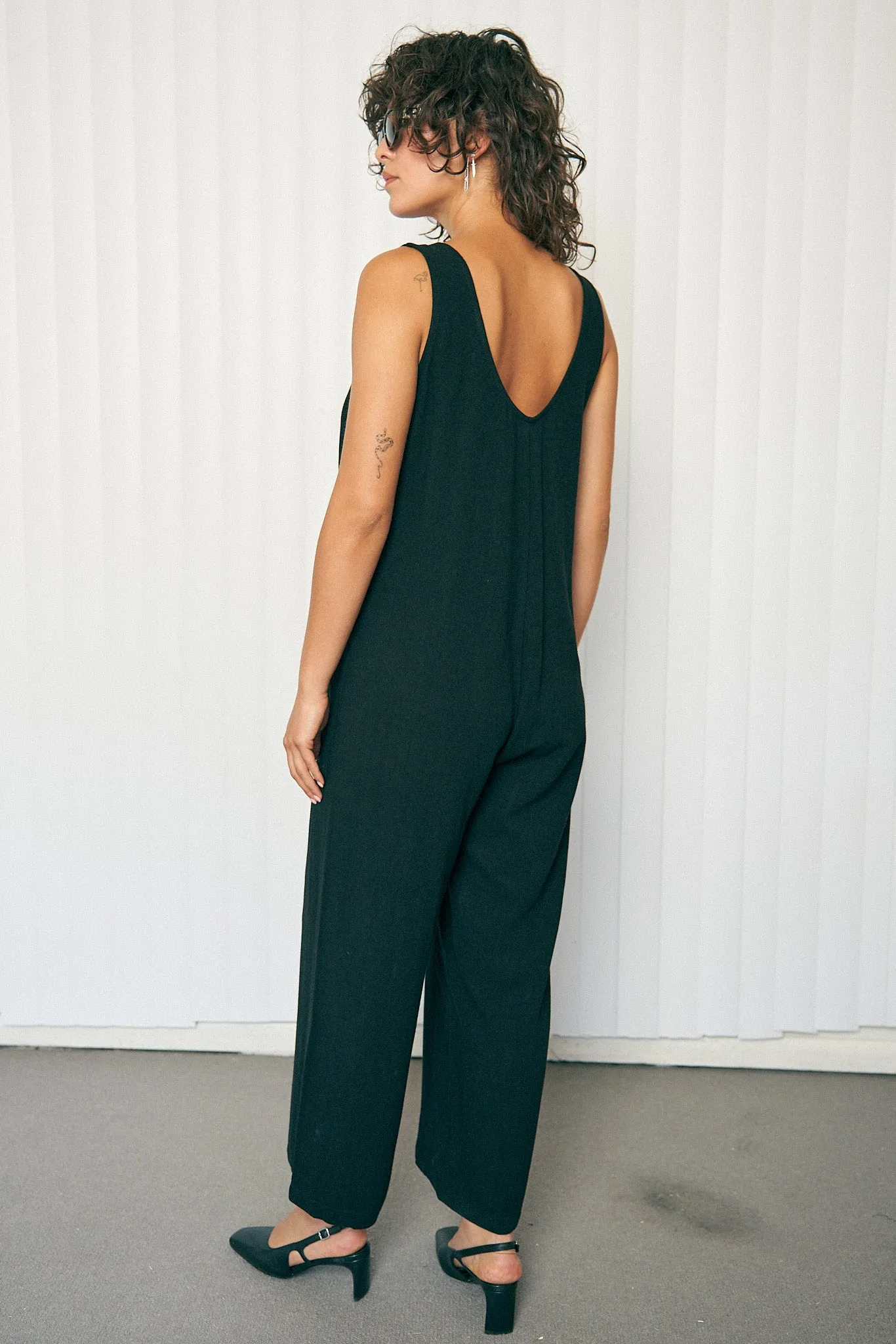 Black Linen Pockets Jumpsuit