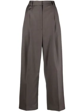 Double-Pleated Cropped Trousers