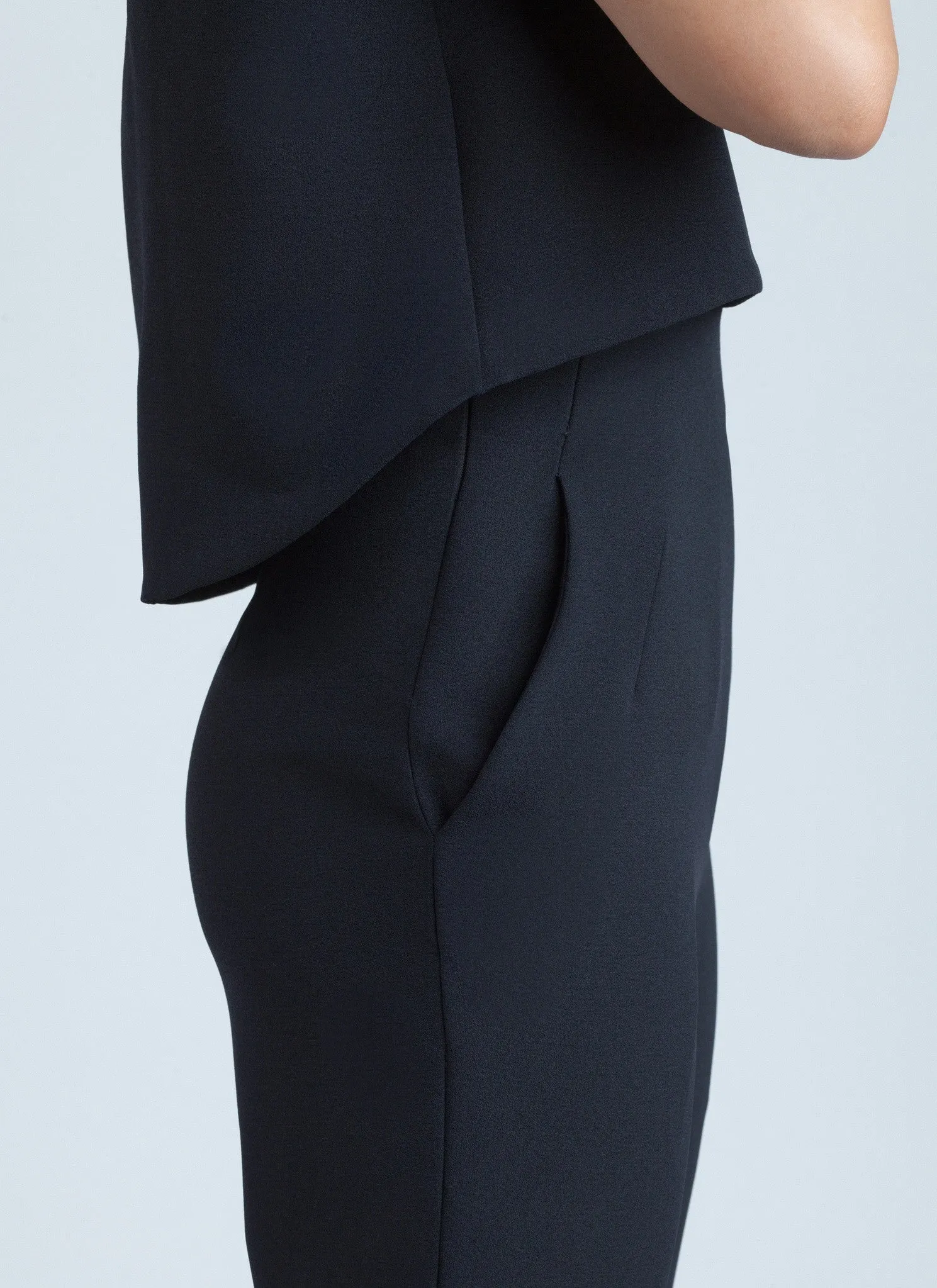 Sam High-Waisted Pocket Pant - Black Blue