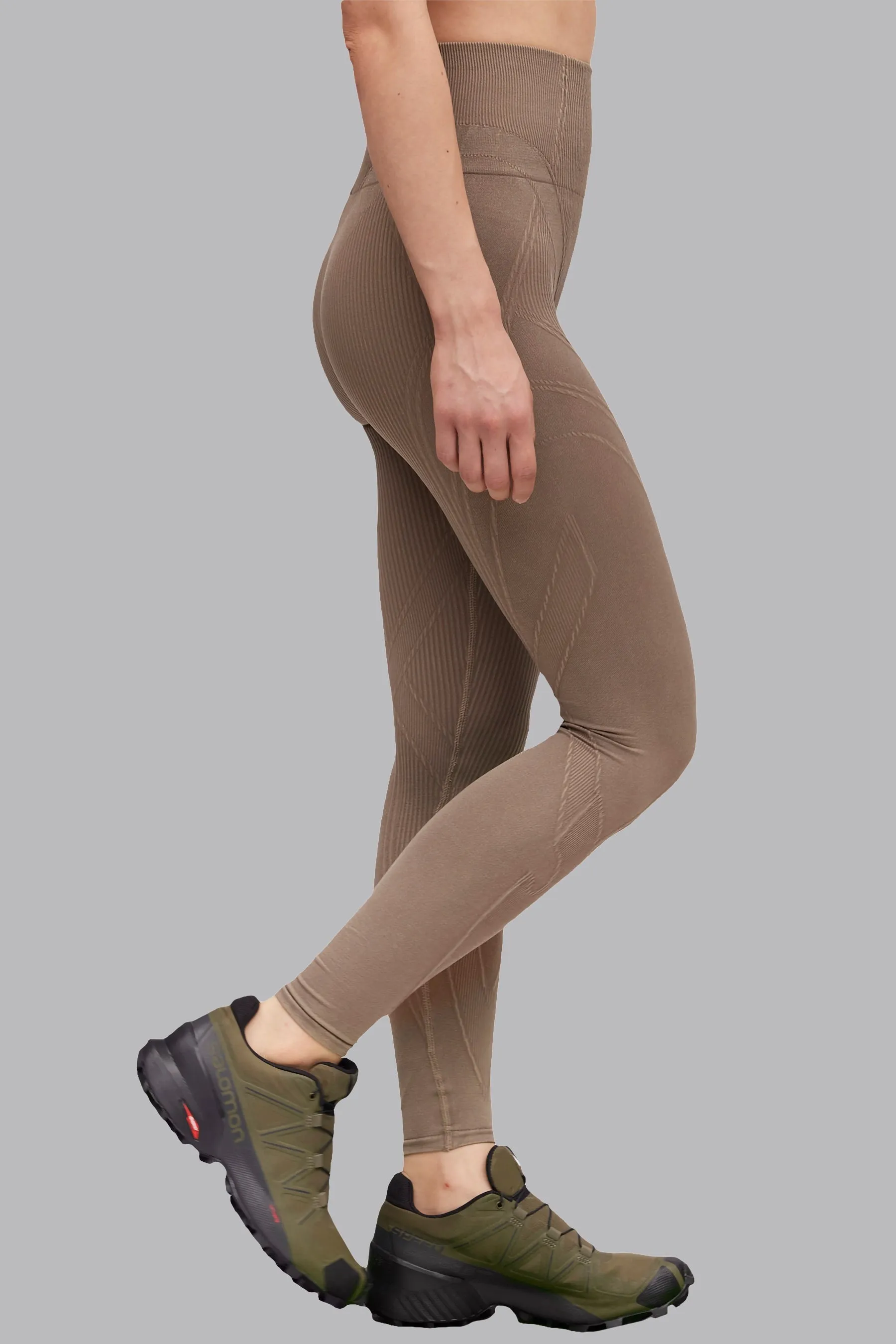 V_FADE SEAMLESS LEGGINGS - Tan Vintage